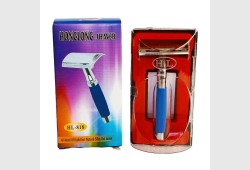 HongLong 818 T-shaped razor for shaving, metal, in a case